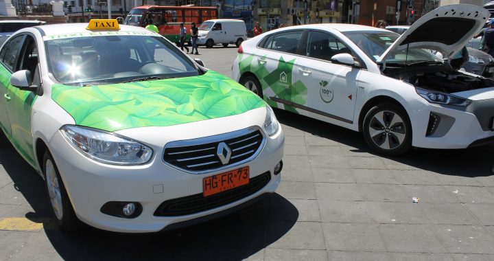 Abierta licitación de taxis eléctricos para Valparaíso, Viña del Mar y San Antonio
