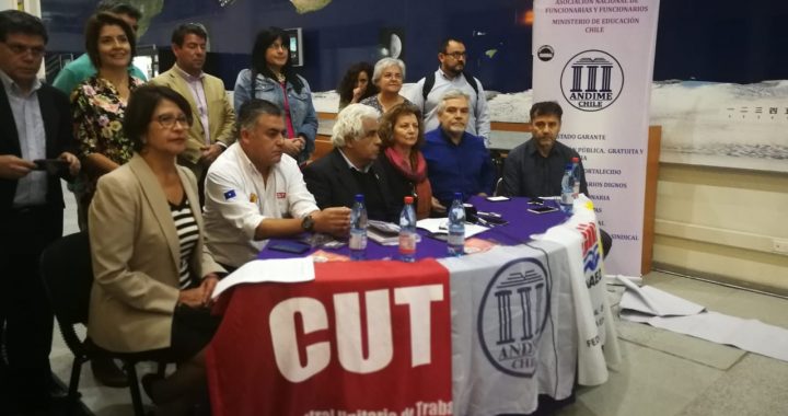 Funcionarios del Mineduc van por la Acusación Constitucional contra ministra Marcela Cubillos